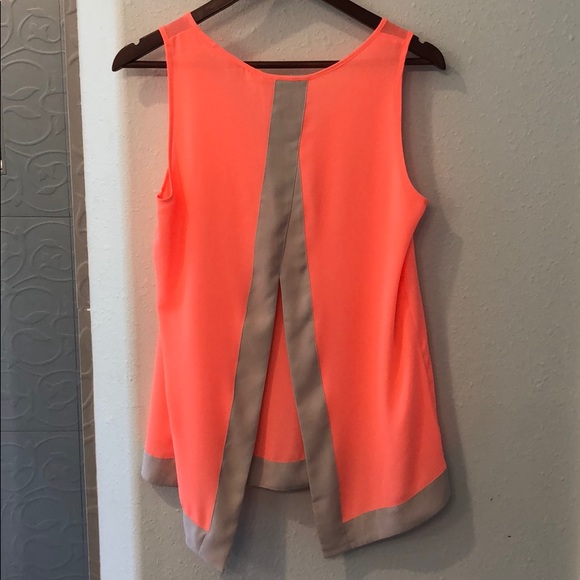 Express split-back tank - Picture 2 of 4